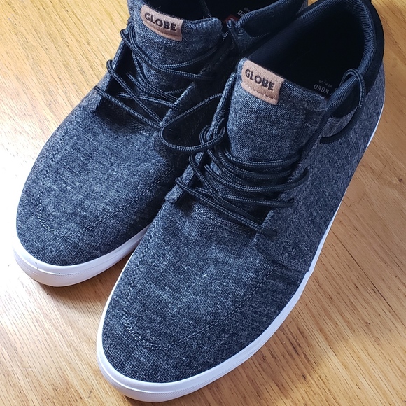 globe chukka shoes
